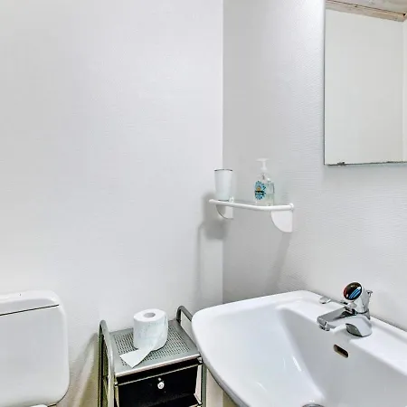 8 Person In Nex Holiday home Vester Somarken